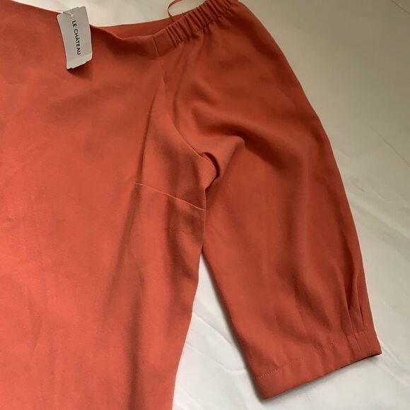 🌺nwt Le Chateau Off Shoulder Top🌺 - Picture 4 of 11
